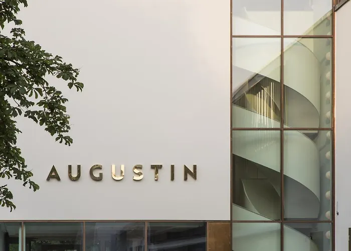 Jugend- Und Familienhotel AugustinAlbergo